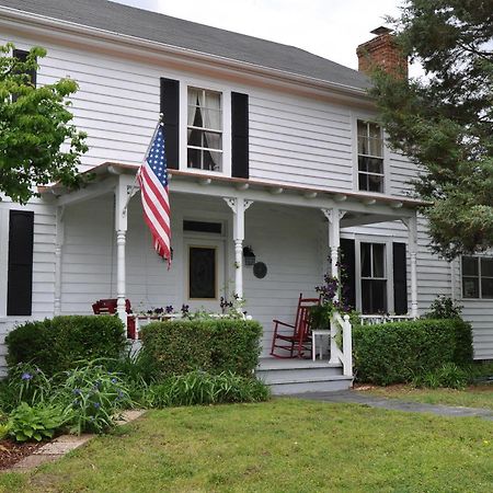 The Bed And Breakfast At Peace Hill Charles City Exterior photo